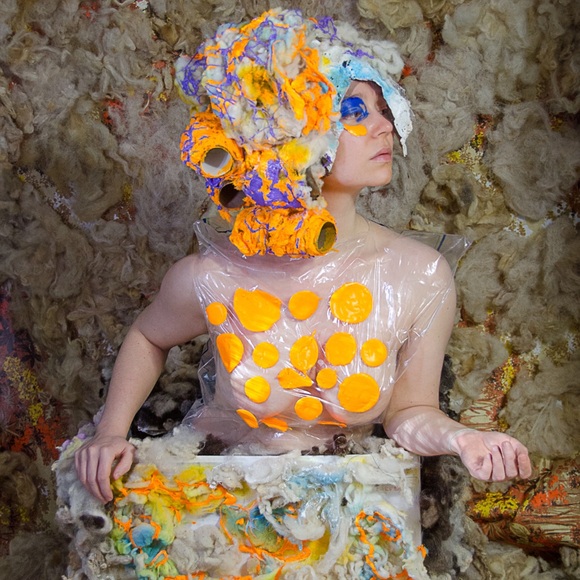 Meet your Posher, Christine - Picture 2 of 5